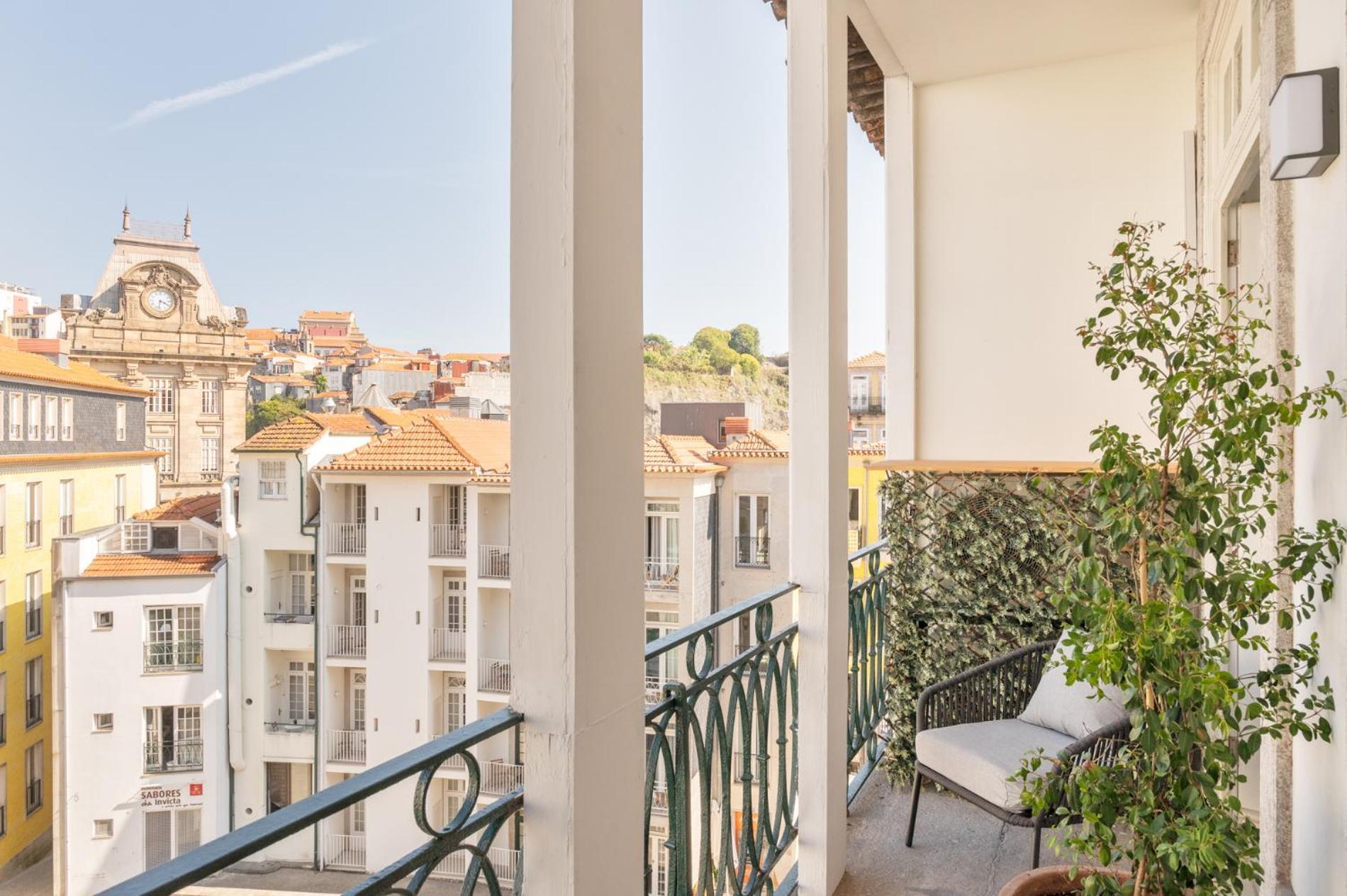 Appartement Historical Penthouse At Cardosas Block à OOporto Extérieur photo